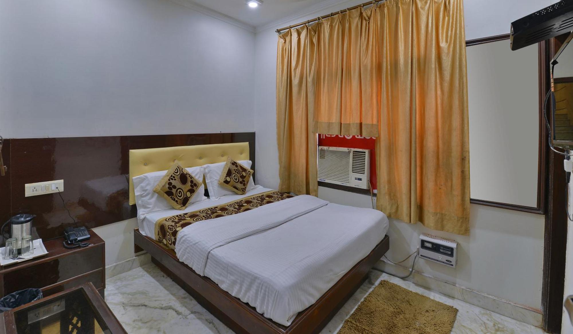 Family Spot Otel Yeni Delhi Dış mekan fotoğraf