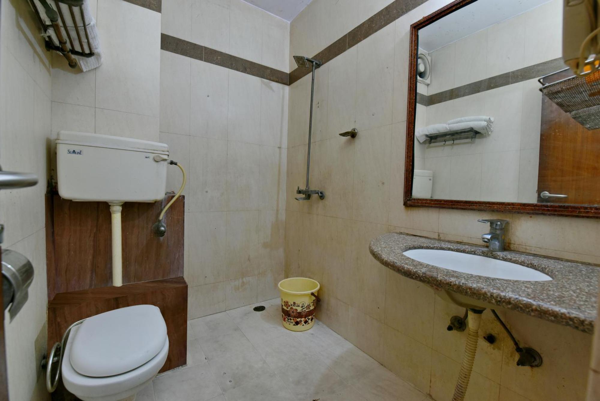 Family Spot Otel Yeni Delhi Dış mekan fotoğraf
